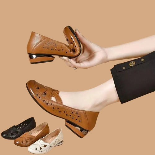 Noemi - Cutout Comfort Flats - Brown