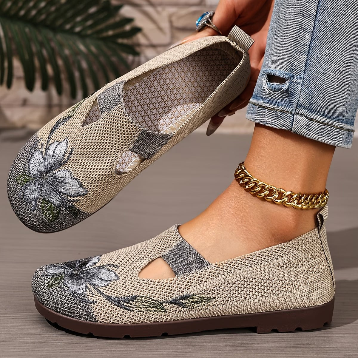 Xara - Floral Slip-On Flats - Burgundy