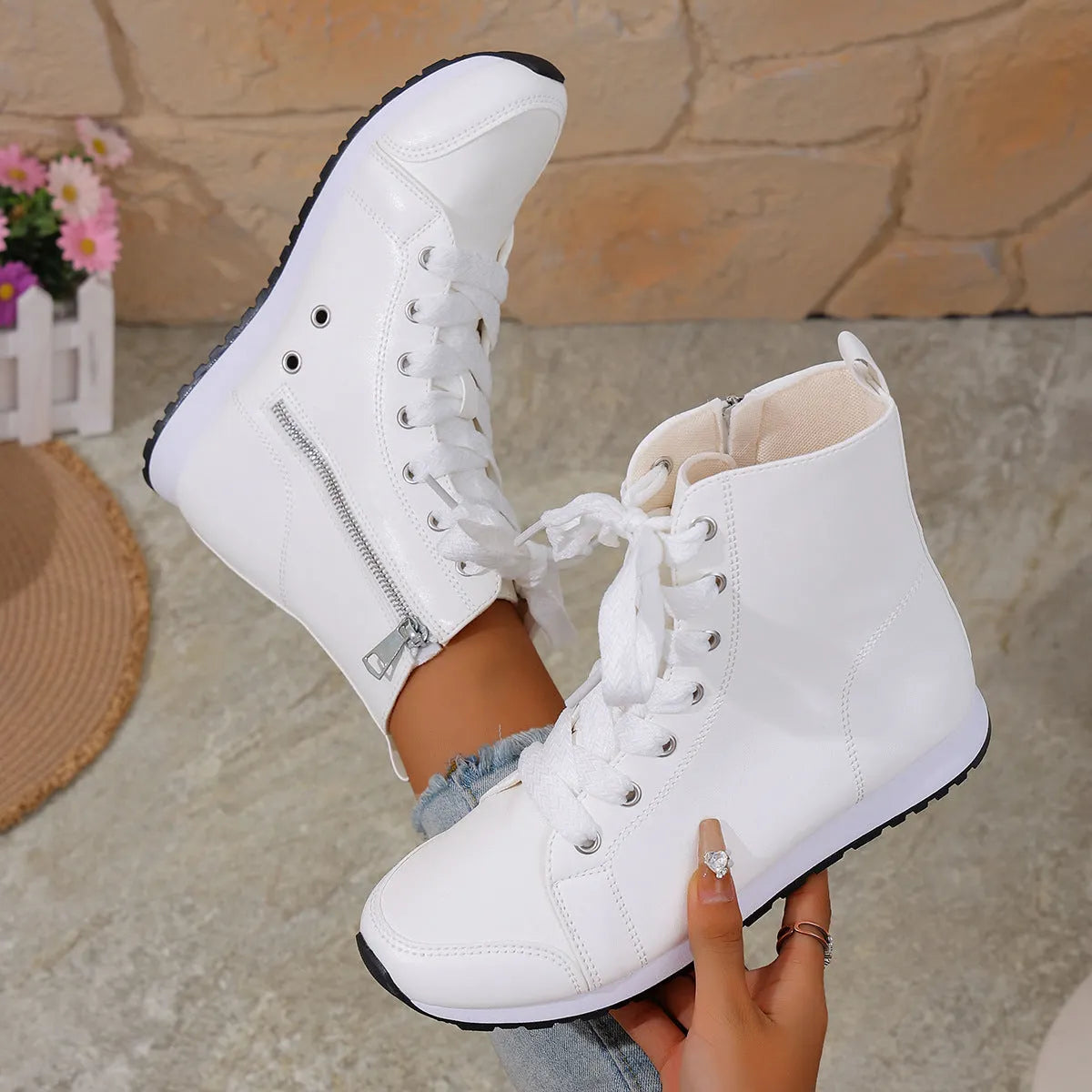 Deloriane - Casual Lace Up Ankle Boots - Black
