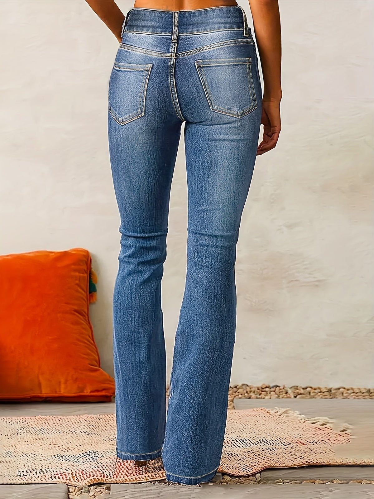 Evarra - Soft-Stretch High-Rise Flared Jeans - Black