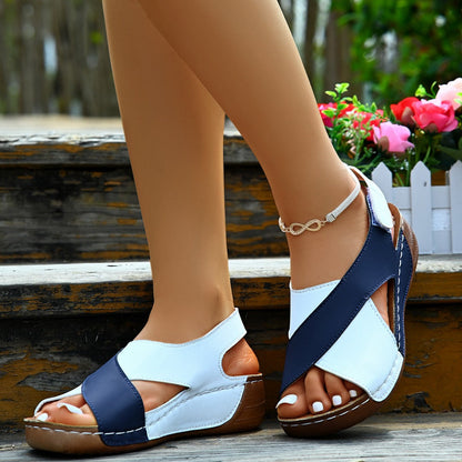 Gela - Open-Toe Comfort Sandals - Black and White