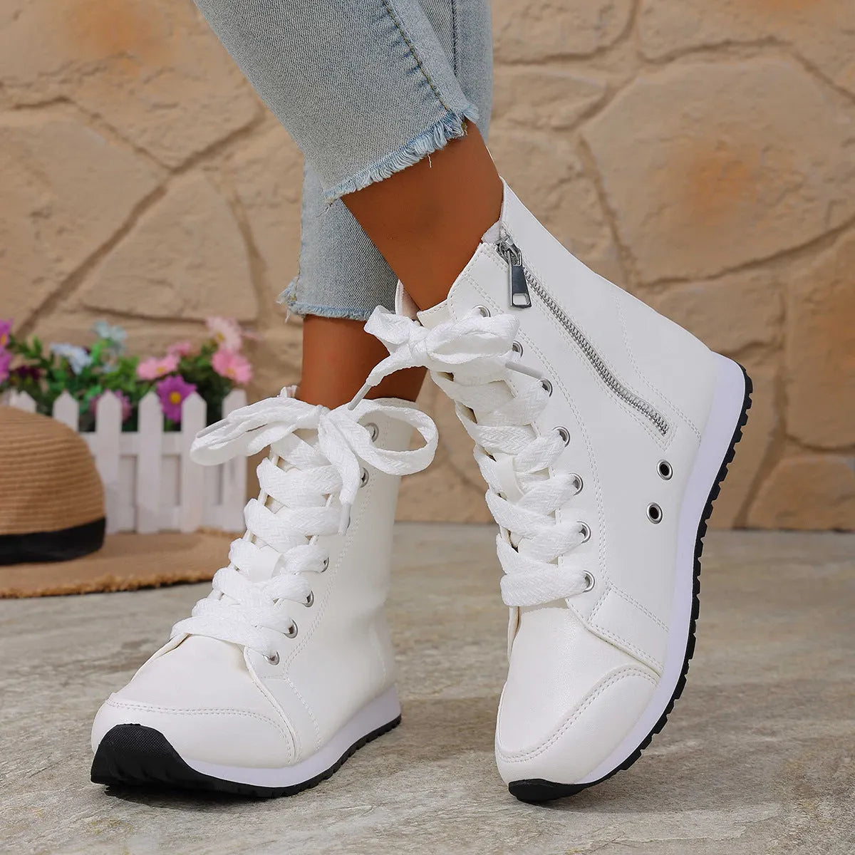 Deloriane - Casual Lace Up Ankle Boots - Black