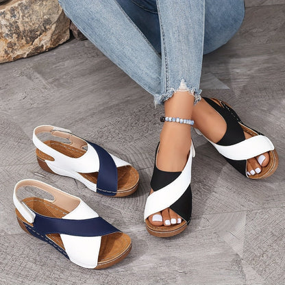 Gela - Open-Toe Comfort Sandals - Black and White