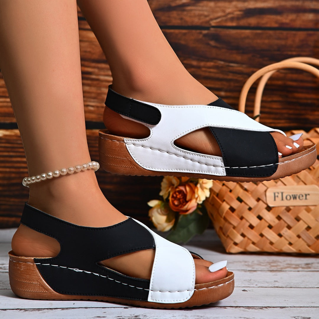 Gela - Open-Toe Comfort Sandals - Black and White