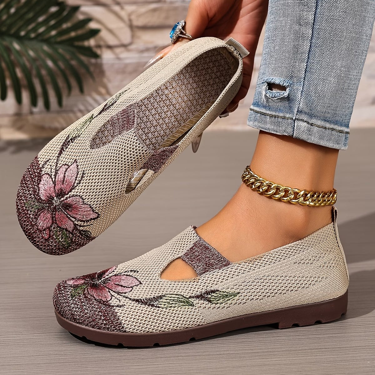 Xara - Floral Slip-On Flats - Burgundy