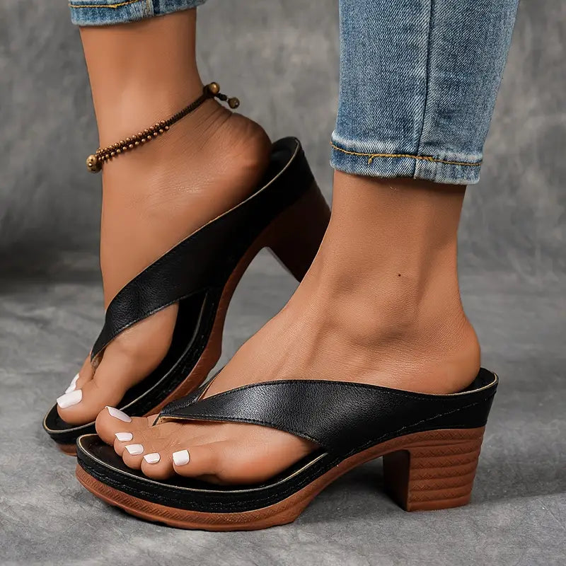 Felina - Cushioned Heeled Sandals - Gold