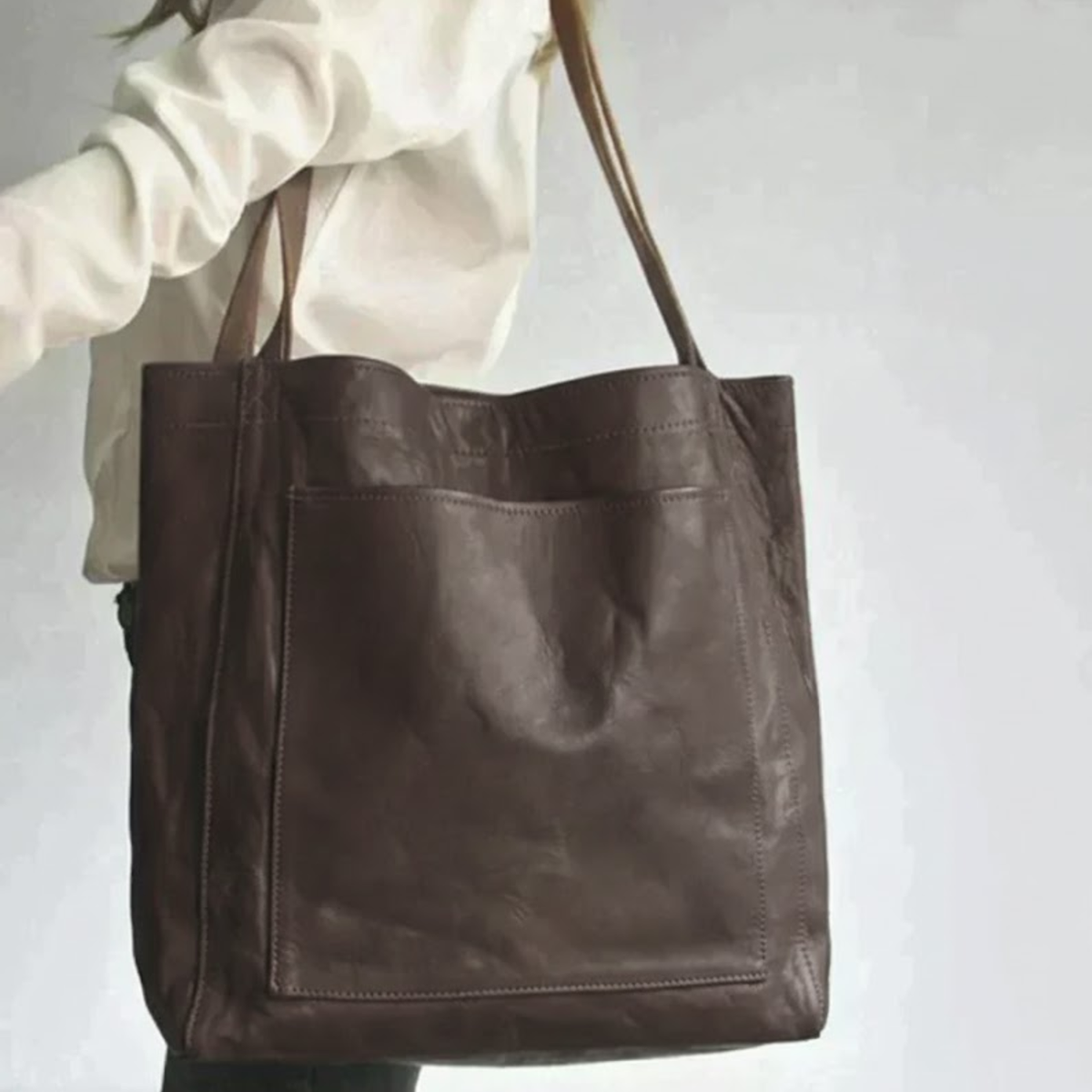 Selira - Structured Crossbody Bag