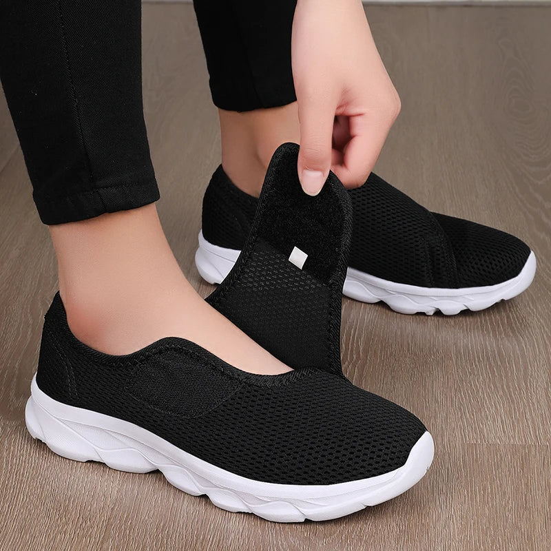 Eudora - Cushioned Comfort Walking Shoes - Black