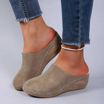Arisca - Plush Slip-On Slippers - Blue