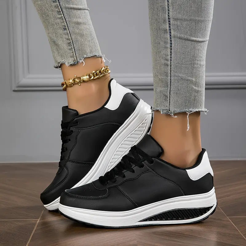 Qira - Platform Lace-Up Sneakers - Blue